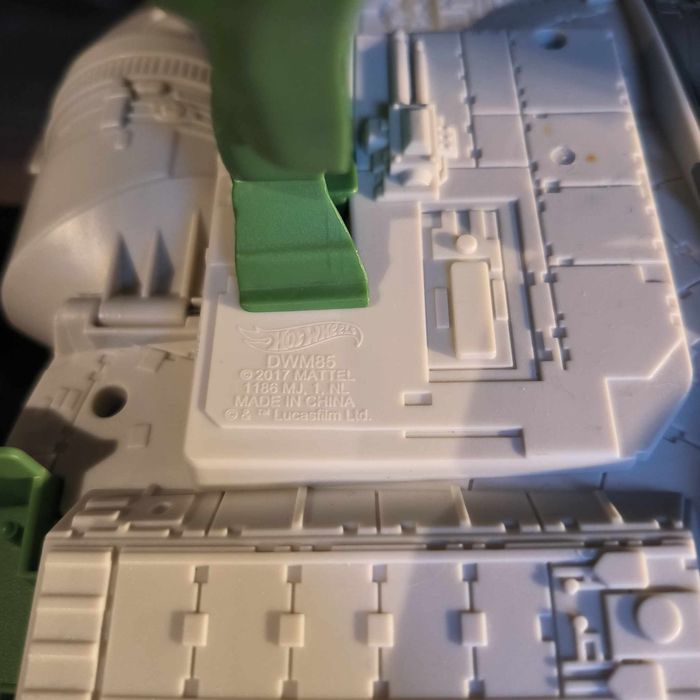 Jouet Sonore Faucon Millenium - Hot Wheels 2017 Mattel - photo numéro 5