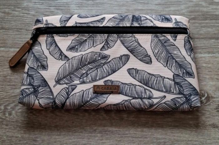 Pochette Cabaïa