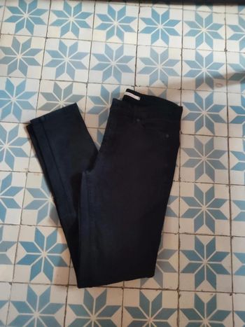 Jean noir Camaïeu taille 36