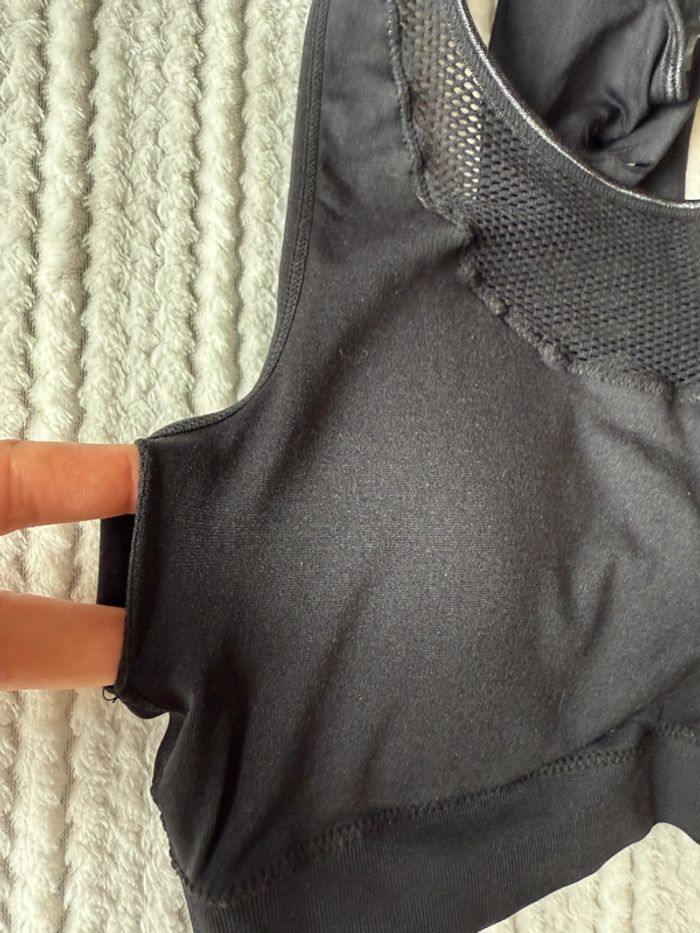 Neuve : Brassière Sport Océans apart / Taille S - photo numéro 8
