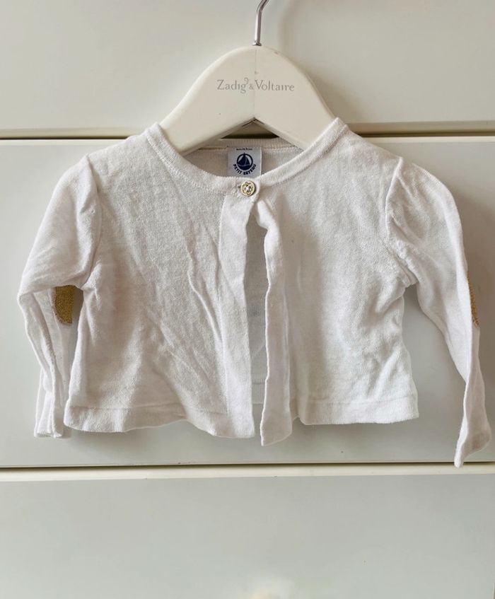 Gilet léger petite bateau vêtement bébé fille blanc dorée 6 mois