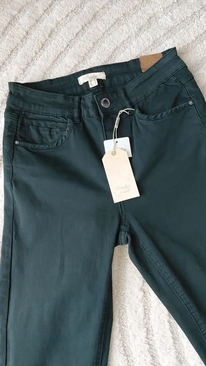 Pantalon taille S neuf