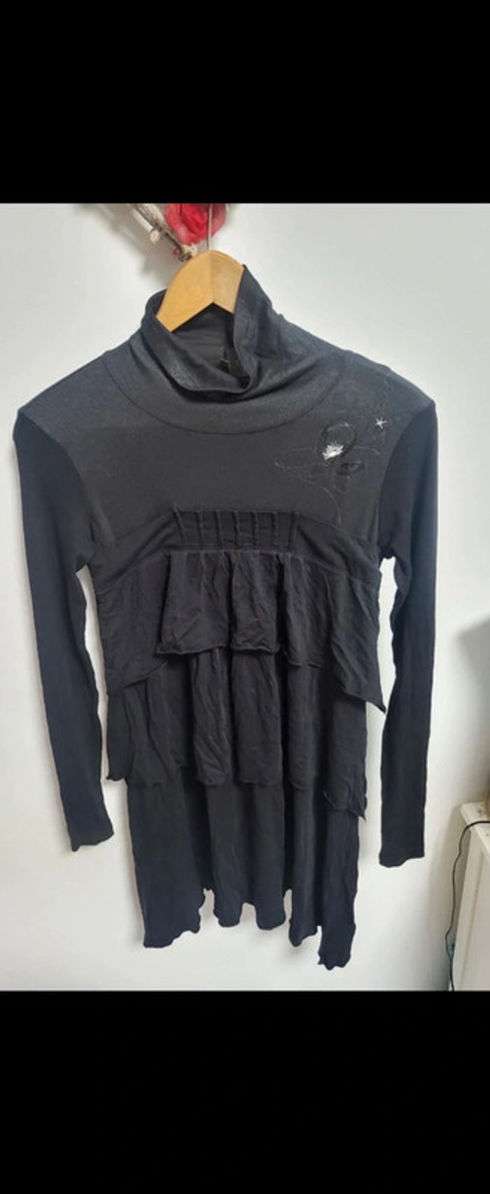 Robe cop copine