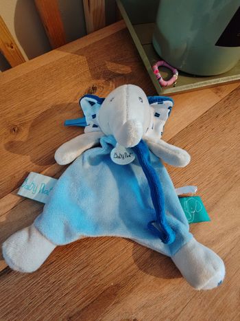 elephant Edgar  bleu baby nat