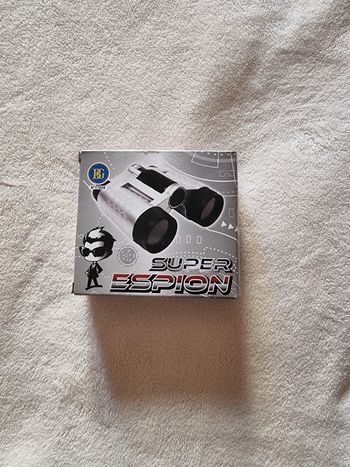 Jumelle super espion