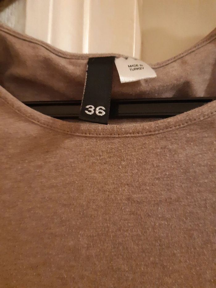 Tee-shirt femme taille 36 - photo numéro 2