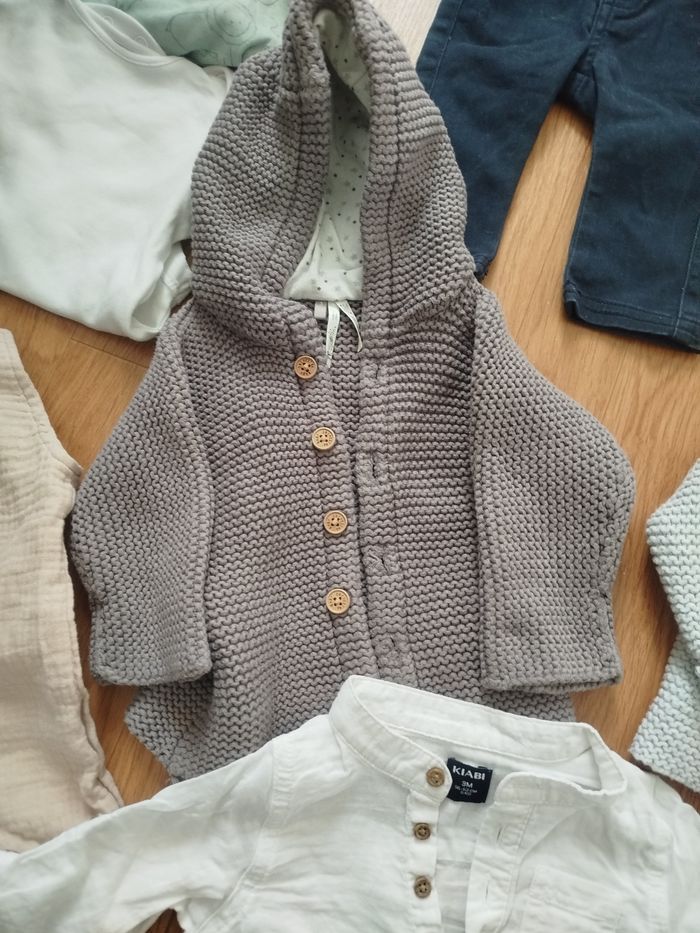 Lot de 12 vêtements bébé garçon - photo numéro 4