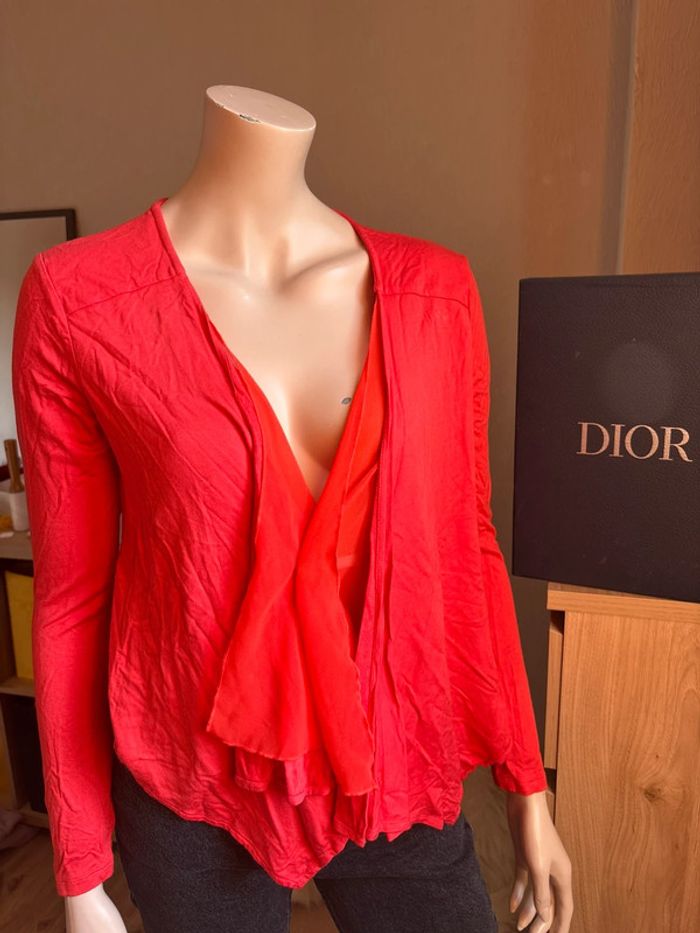 Gilet rouge fluide