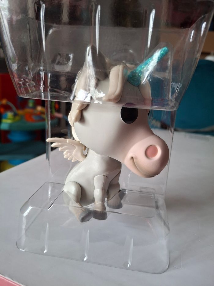 Funko pop unicorn Chase / onward ,en avant - photo numéro 7
