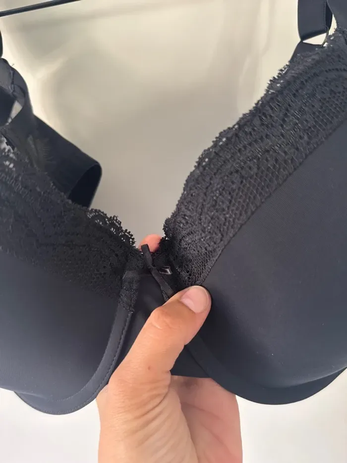 👚 soutien-gorges noir - avec rembourrage - 110 D - eco- neuf sans étiquette - photo numéro 9