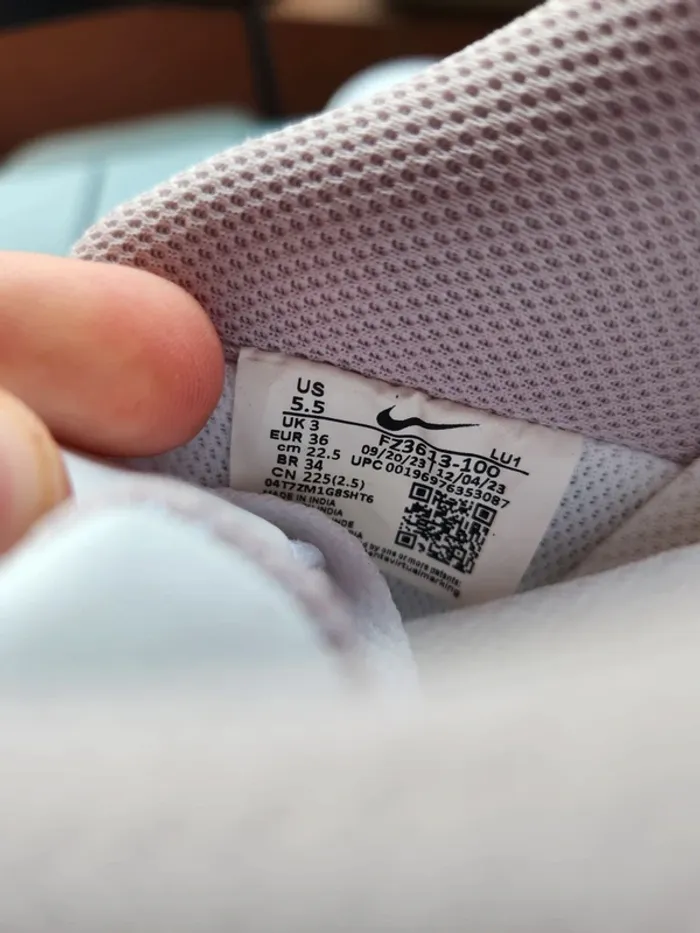 Nike gamma force Blanc rose Taille 36 femme neuves - photo numéro 7