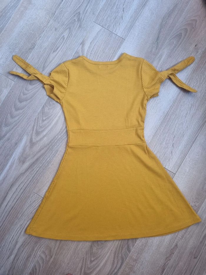 Robe kiabi 5 ans - photo numéro 2