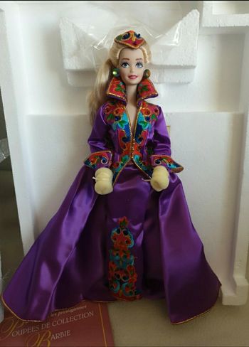 Barbie royal splendor porcelain