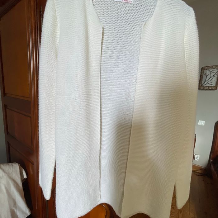 Gilet mi- long  sans bouton - photo numéro 2