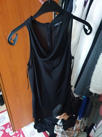 Jolie blouse XS neuve