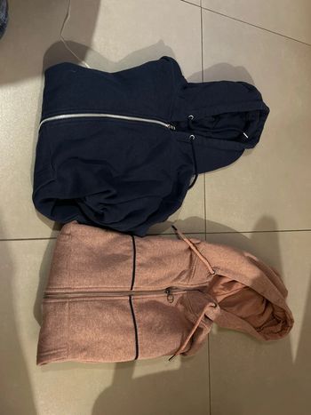 Lot de deux sweat-shirt à zip