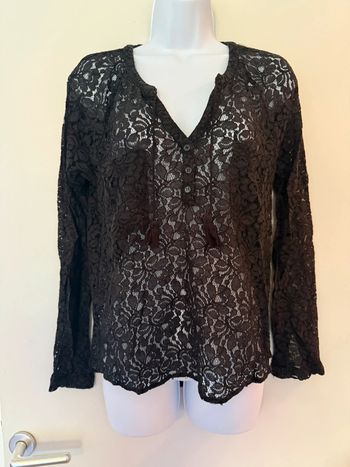 Haut noir dentelle Le temps des cerises