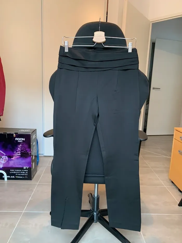 Pantalon type smoking 1.2.3 taille 36