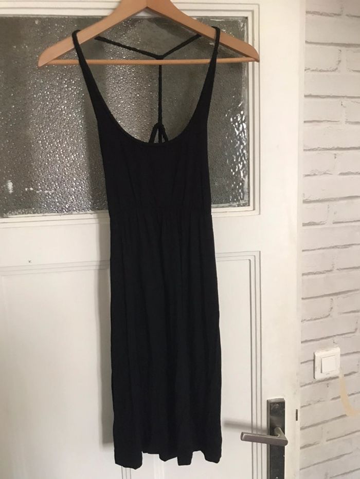 Robe courte marque New Look taille S - photo numéro 3