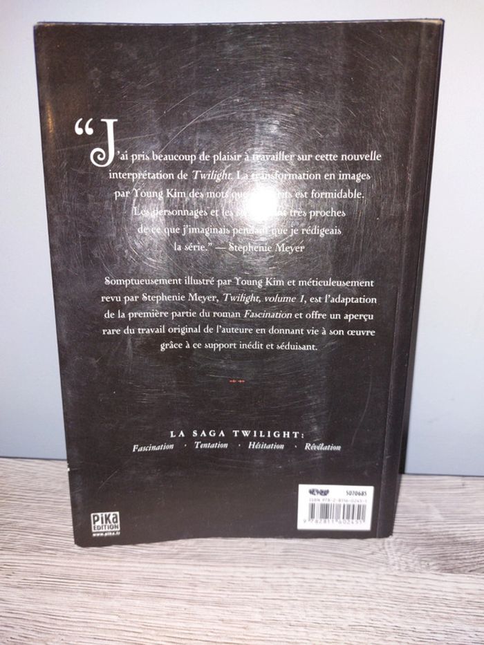 Bande dessinée twilight vol 1 - photo numéro 2