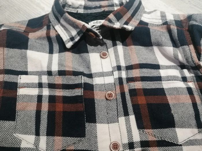 Veste fourrée T 8 ans 🧑🏻 - photo numéro 7