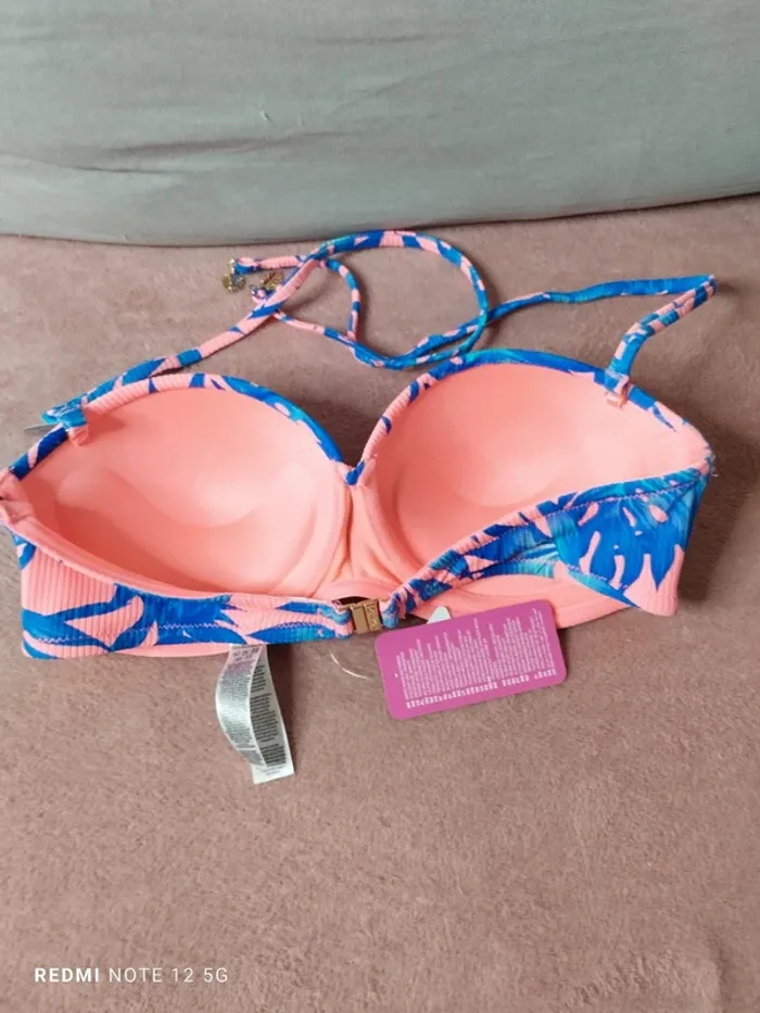 Magnifique haut de Bikini taille 75C - photo numéro 2