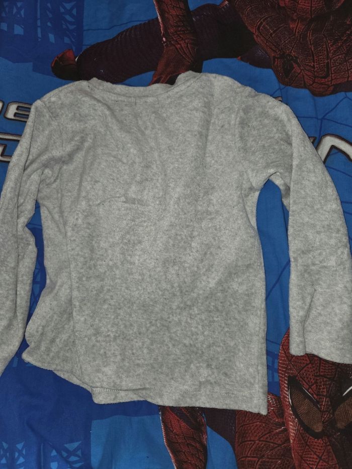 Lot 2 haut de pyjama tissaia 5 ans - photo numéro 2
