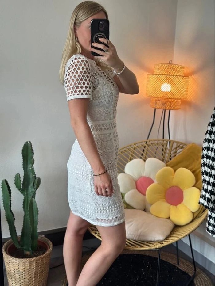 Robe d'été blanche ajourée, taille 36 - H&M - photo numéro 5