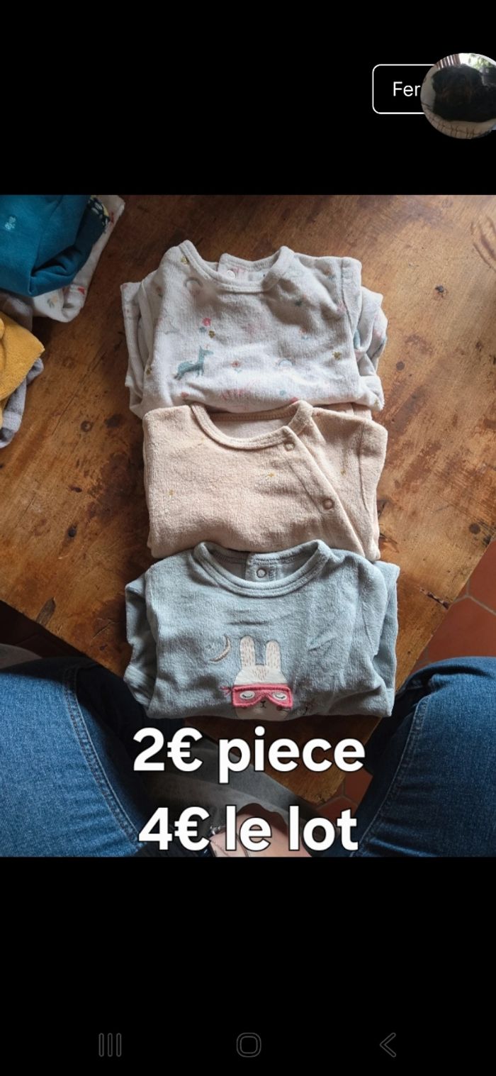 Lot vetement 1 mois - photo numéro 3