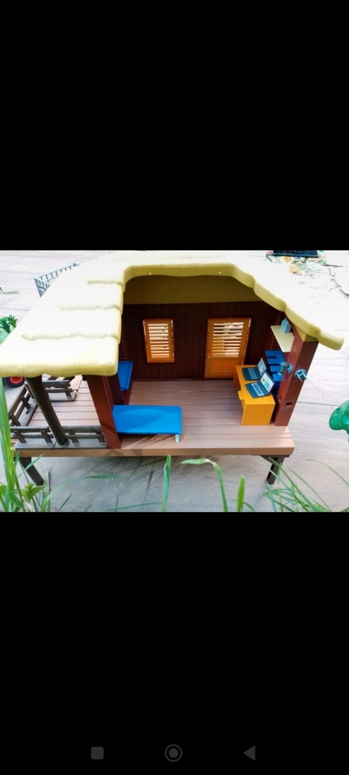 Playmobil Centre de soins pour animaux plus tous les véhicules - photo numéro 9