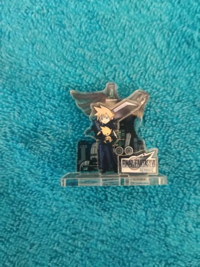 Final Fantasy VII remake mini acrylic stand Cloud