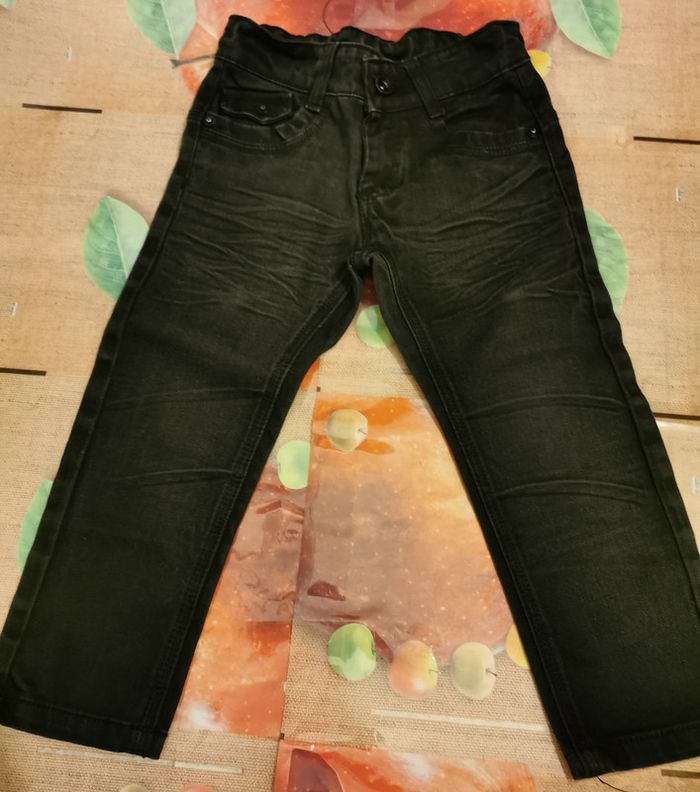 jeans taille 3-4 ans