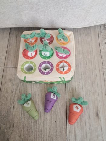 Jeu carottes. motricité fine, Reconnaissance des chiffres et couleurs