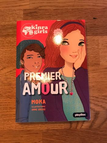 Livre Kinra Girls Numéro 7 Premier amour