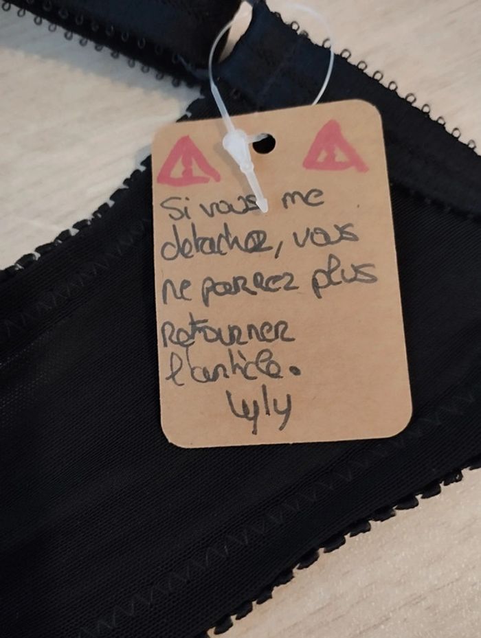 Soutien gorge noir  FR90B Chantelle - photo numéro 4