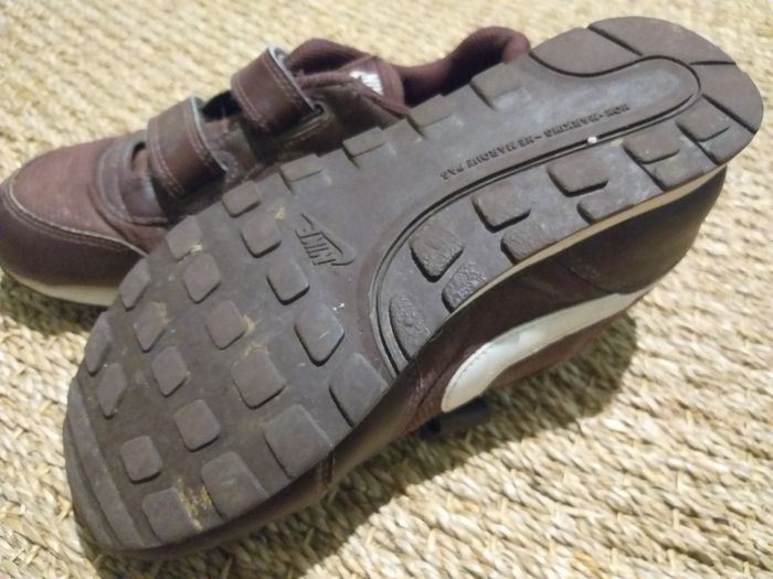 Baskets Nike aubergine 35 - photo numéro 2