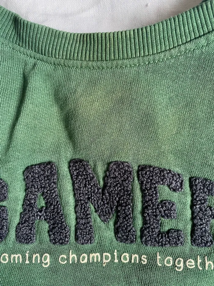 Sweat vert Kiabi 24 mois - photo numéro 2