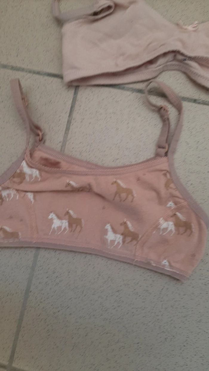 Lot  6 brassieres enfants - photo numéro 6