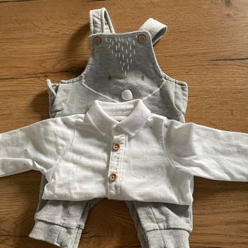 Ensemble salopette + teeshirt