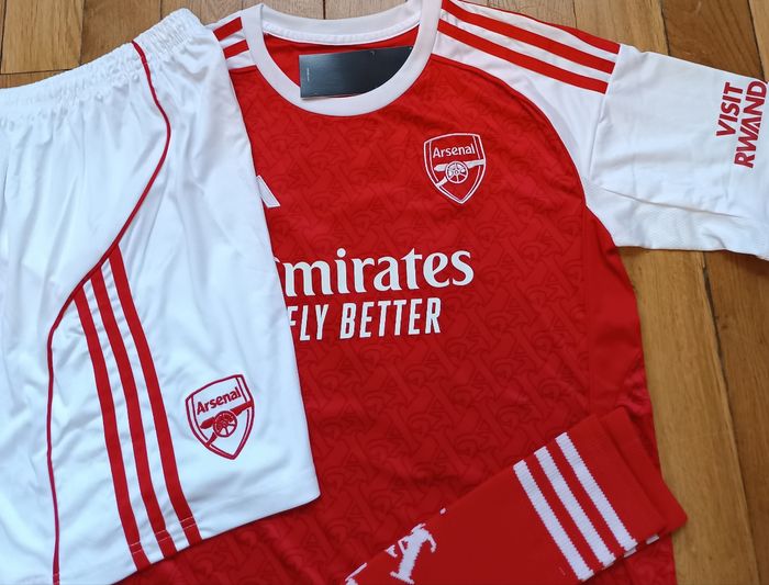 Kit football Arsenal 2026 taille 10 ans modèle rouge domicile - photo numéro 4