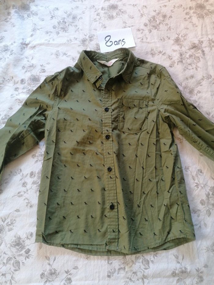 Chemise kaki dinosaure 8 ans h&m