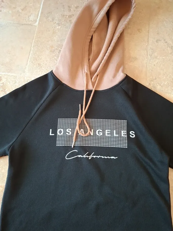 Sweat à capuche - photo numéro 4