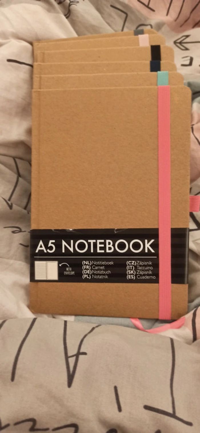 Assortiments de Notebooks Neufs - photo numéro 3