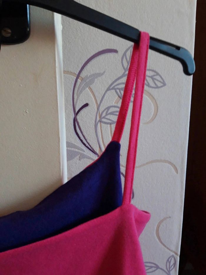Débardeur  taille 42/44 - photo numéro 6