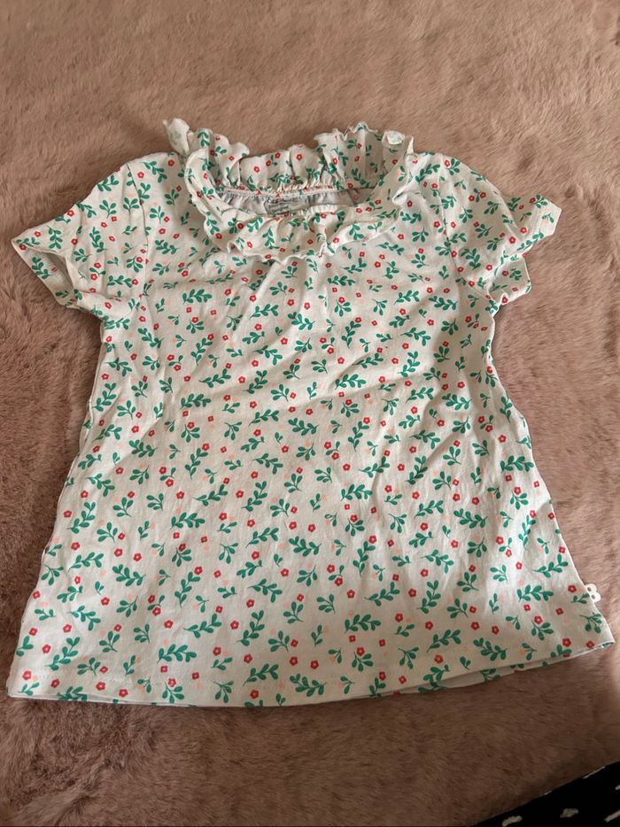 Tee shirt