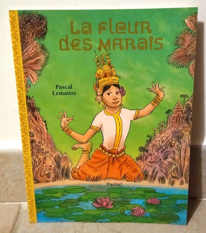 Livre enfants La Fleur des Marais