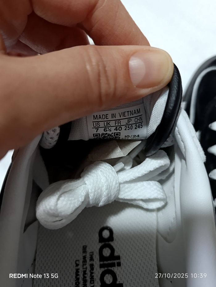 Adidas gazelle indoor noires / blanches. Taille 40 - photo numéro 8