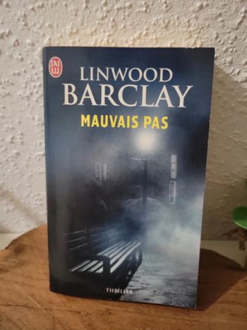Livre Roman "Mauvais pas" de Linwood Barclay