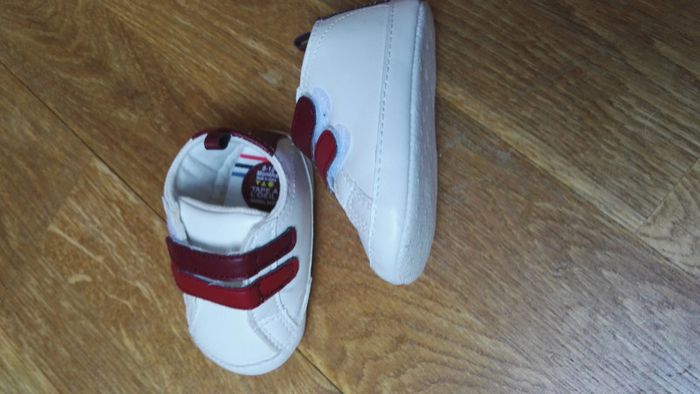 Baskets bébé - photo numéro 3