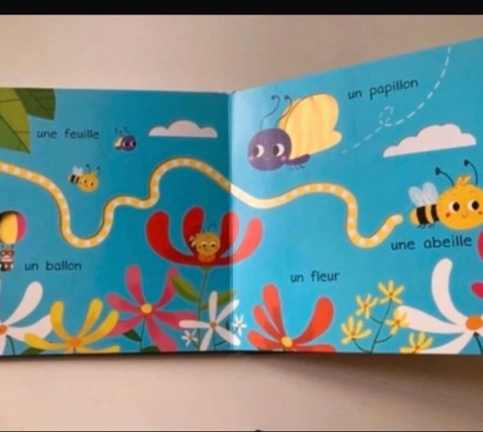 Livre Suis la ligne : Les mots TRÈS BON ÉTAT - photo numéro 5